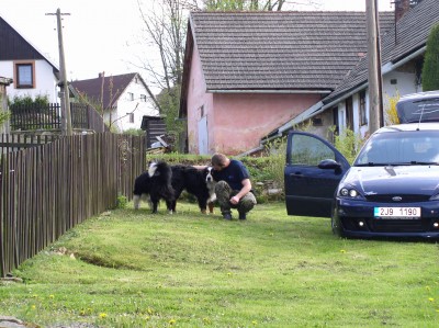 Po příjezdu k Martinovy se Boban kamarádil