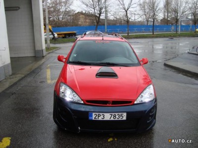 Ford_Focus_1_4i_2.jpg
