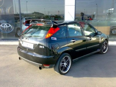 FLI-Ford-Focus-Spoiler__60637375_1.jpg