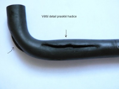 Větší detail praské hadice.jpg