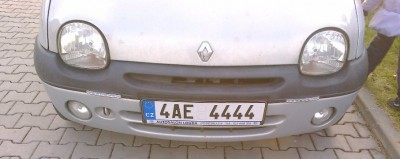 rz_4ae4444.jpg