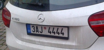 rz_3aj4444.jpg