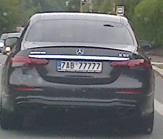 rz_7ab77777.jpg