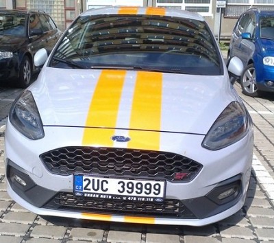 rz_2uc39999.jpg