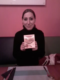 Taspy ani tentokrát nezklamala a nechala se vyfotit s medovníkem. Nic na tom, že byl jen na obrázku. :D