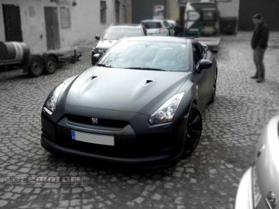 2010_NissanGTR_facemotors07.jpg
