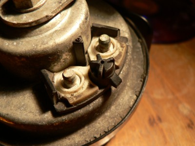 Patrne sem ma byt nejakym zpusobem pripojen konektor