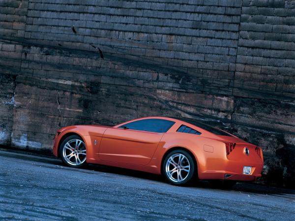 Ford-Mustang-Giugiaro-Concept-010.jpg