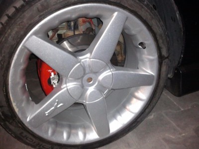 Kola nejsou poradne vycistene!