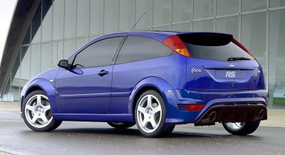 Ford-Focus_RS_2002-zadek.jpg